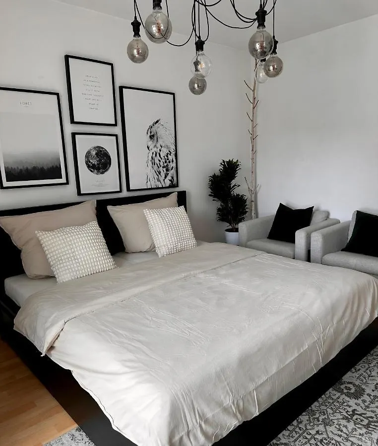 Wohnen Am Main - Kaffe-Flat, 2 Schlafzimmer, Bis 4 Personen Wurzburg