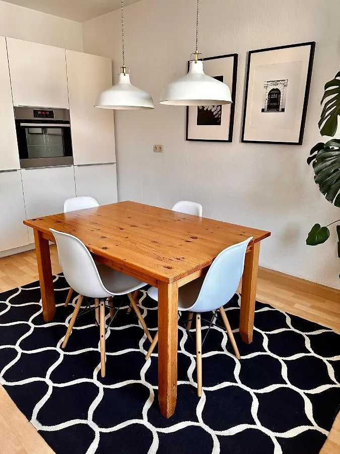 Wohnen Am Main - Kaffe-Flat, 2 Schlafzimmer, Bis 4 Personen Wurzburg Germany